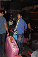 Vikram Phadnis leave for IIFA Colombo in Mumbai Airport on 1st June 2010 (4).JPG